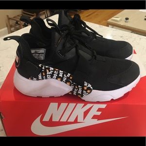 Air Huarache Run Low-Top ‘Just Do It’